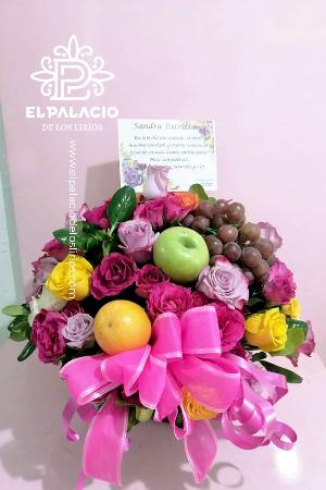 Arreglo frutal 38